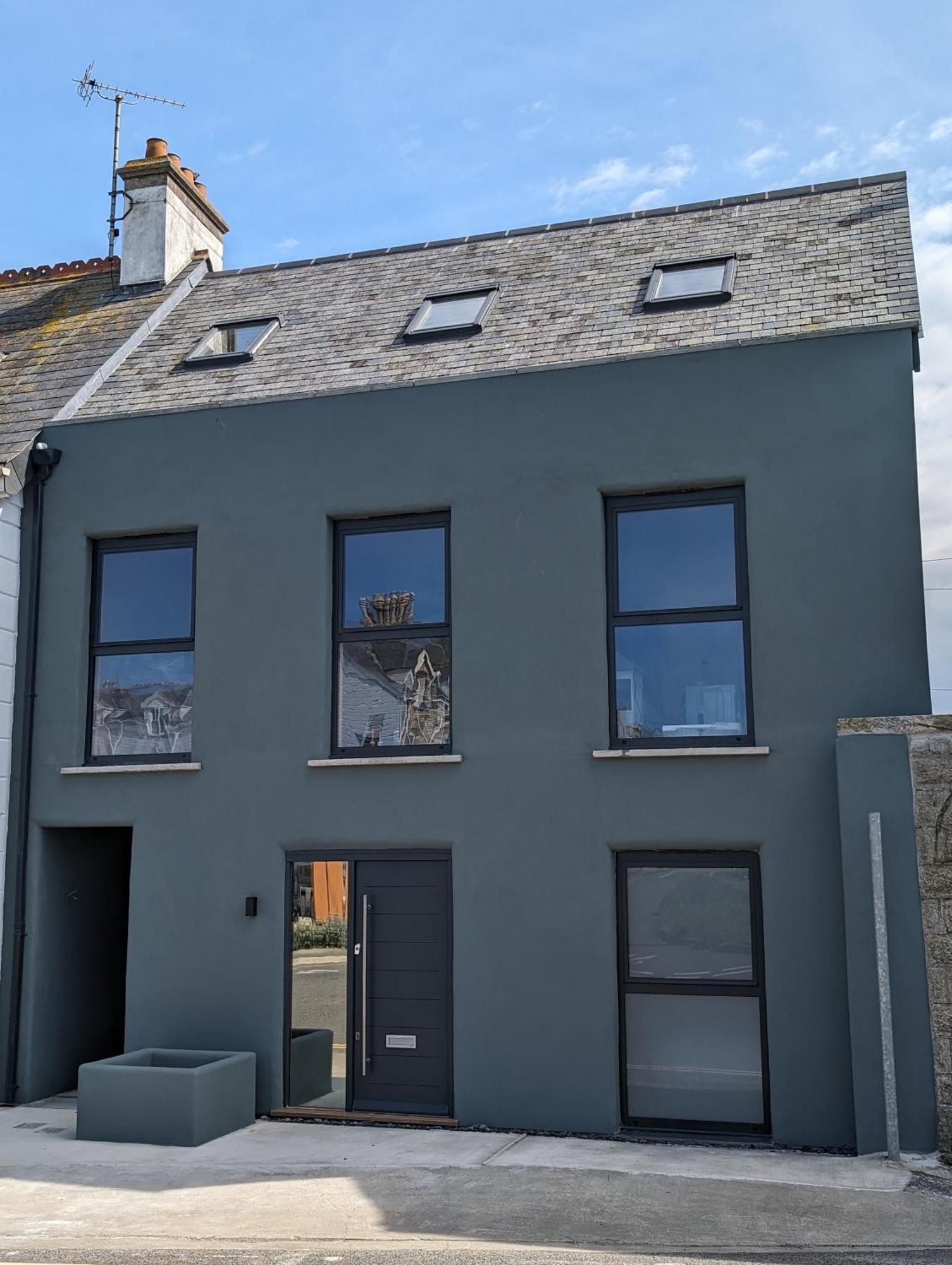 Shorebreak Apartments New Quay エクステリア 写真