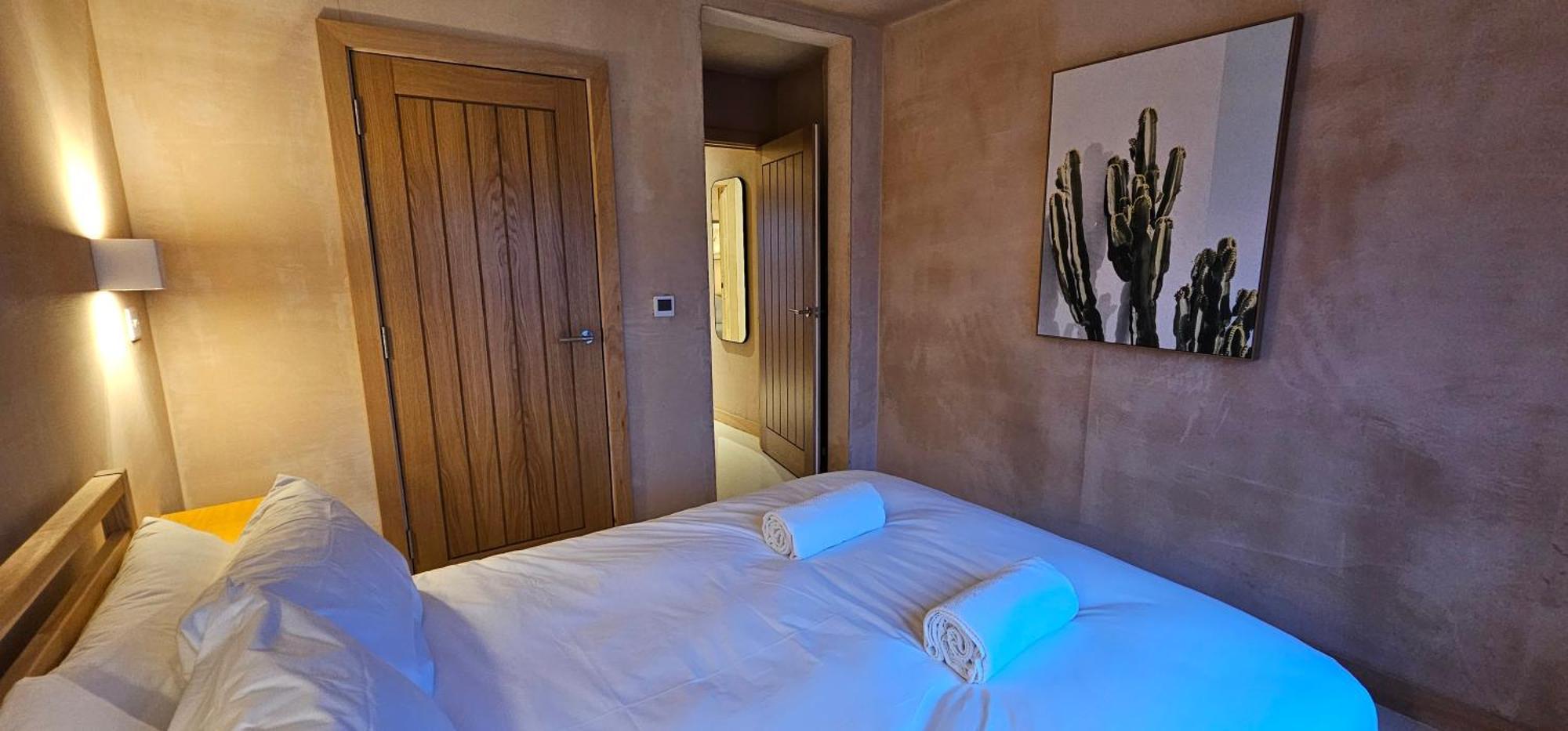 Shorebreak Apartments New Quay エクステリア 写真